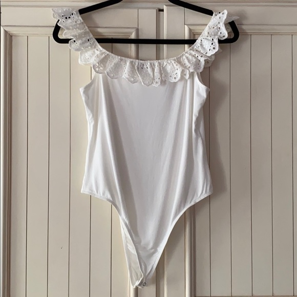 NWOT Off White Lace Body Suit - Picture 1 of 6
